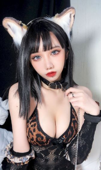 男生吃美女胸奶视频_影视大全视频