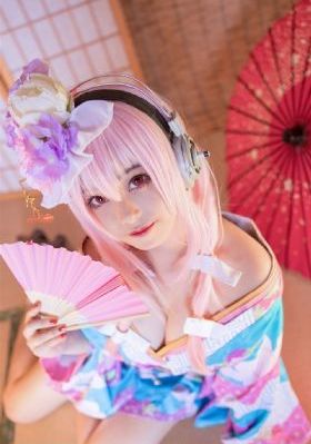 变态女狂花_DVD在线手机播放